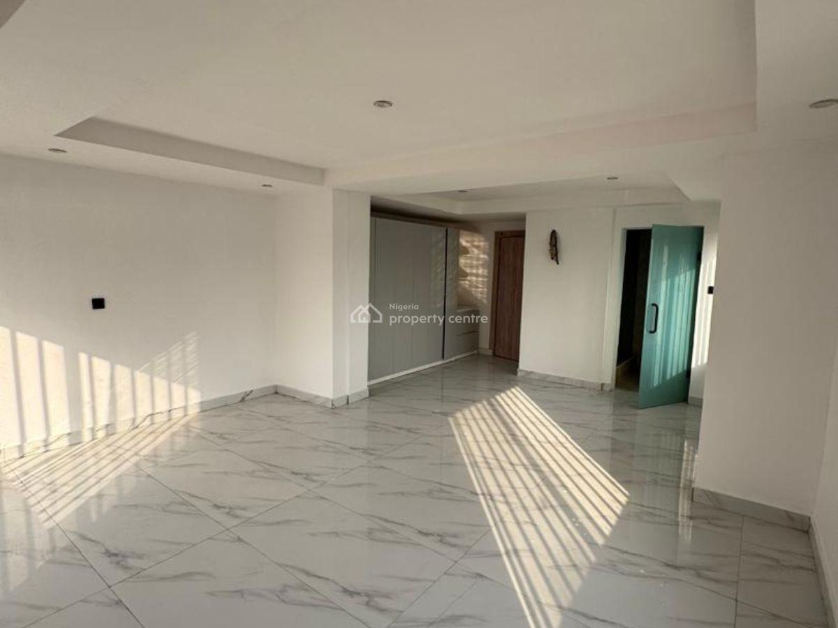 Waterfront 3br En-suite Serviced Apartment with Pool, Gym, Lift, Off Awolowo Road, Ikoyi, Banana Island, Ikoyi, Lagos, Flat / Apartment for Rent