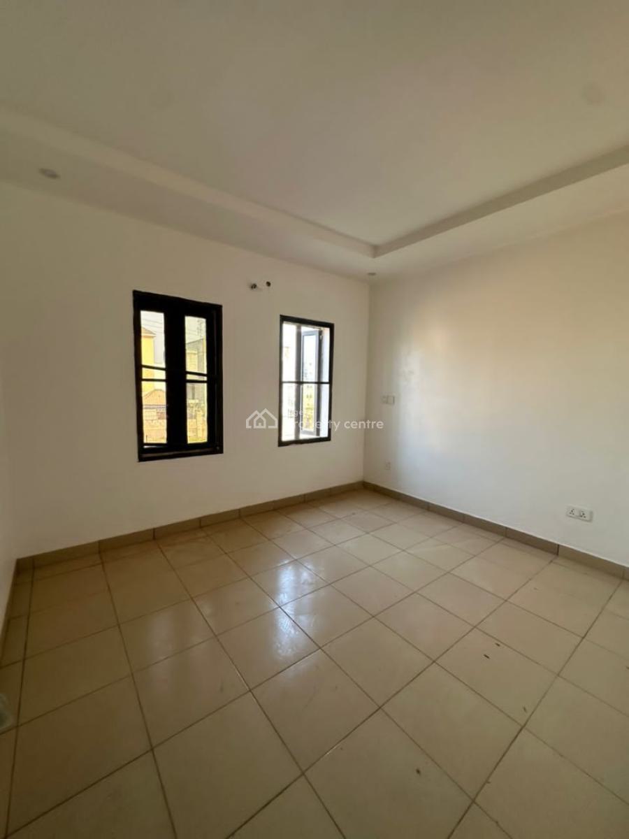 Well Finished 3 Beds Apartment on First Floor, By American International School, Durumi, Abuja, Flat / Apartment for Sale