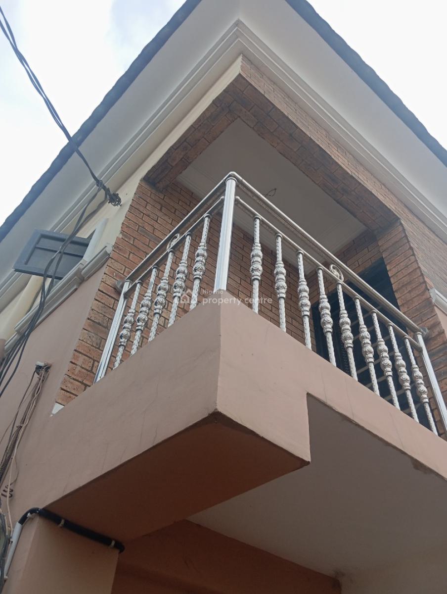 All Rooms Ensuite 2 Bedroom, Off Aborishade Street, Lawanson, Surulere, Lagos, Flat / Apartment for Rent