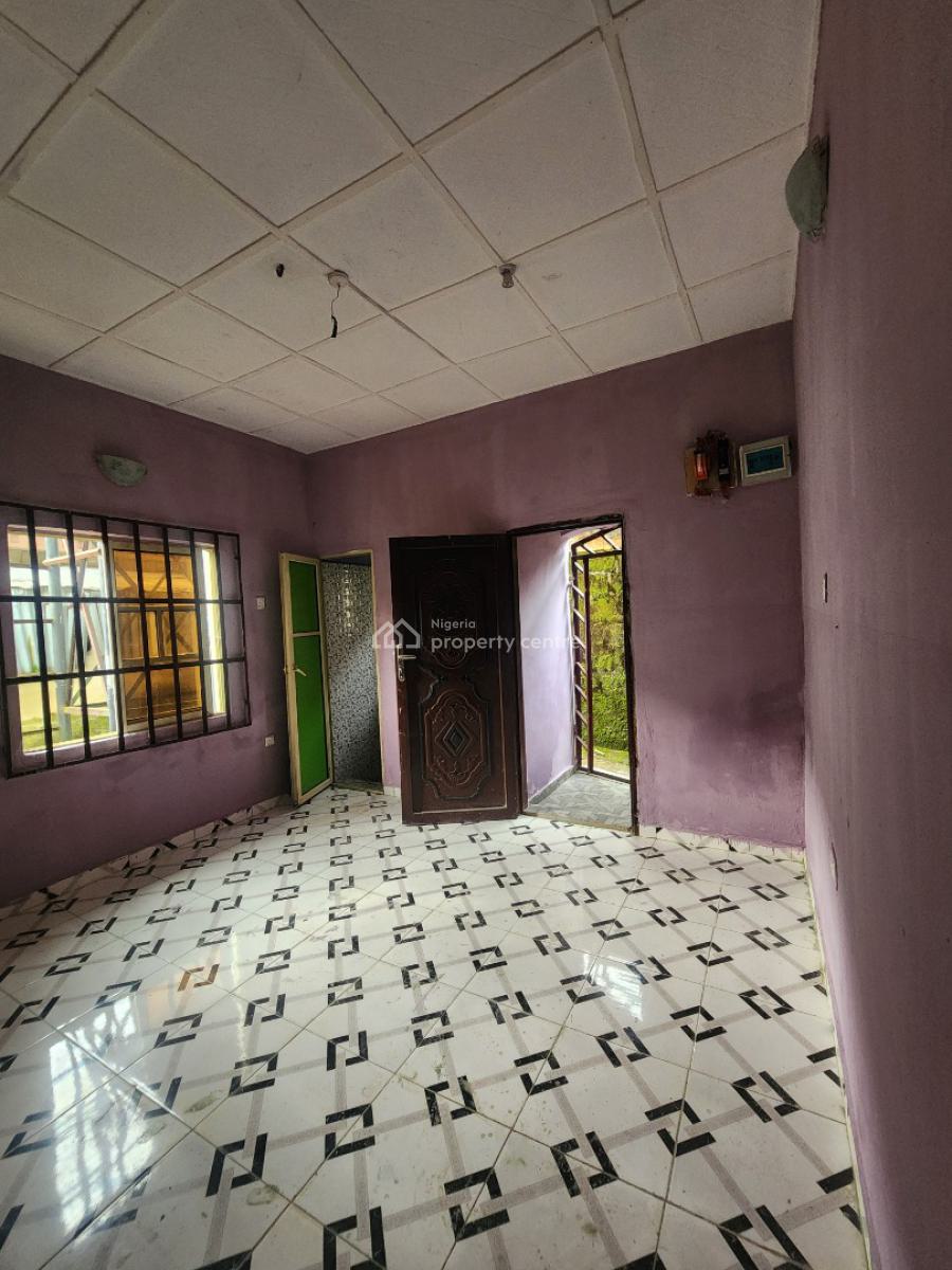 Standard Selfcontained Apartment, Off Oron Road, Uyo, Akwa Ibom, Self Contain (single Rooms) for Rent