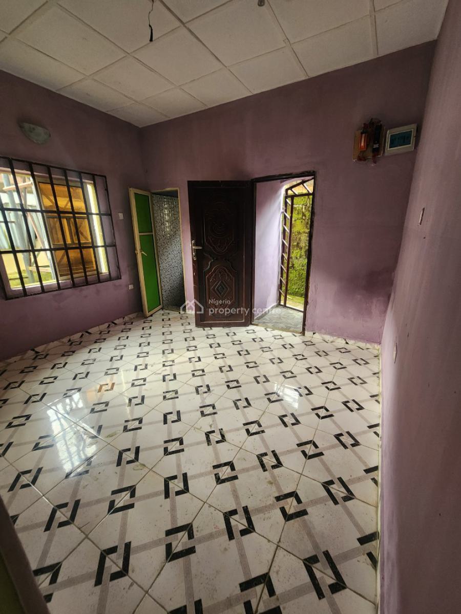 Standard Selfcontained Apartment, Off Oron Road, Uyo, Akwa Ibom, Self Contain (single Rooms) for Rent