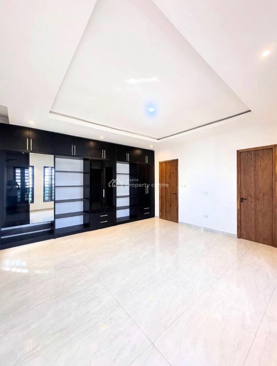 Newly Built 3 Bedroom Apartment, Ikate, Lekki, Lagos, Block of Flats for Sale