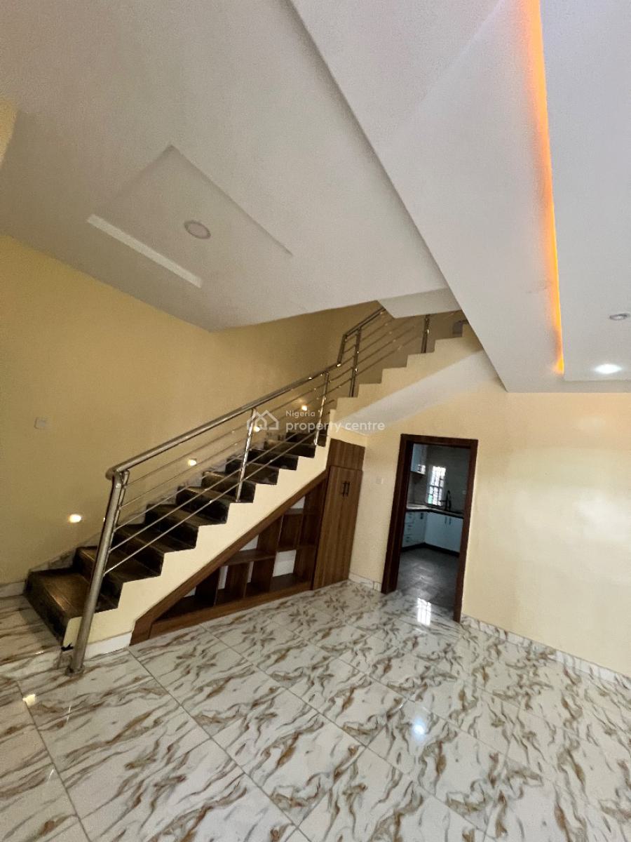 a Standard 3bedroom Duplex, Pepperoni Abraham Adesunya Ajah, Lekki Phase 2, Lekki, Lagos, Terraced Duplex for Rent