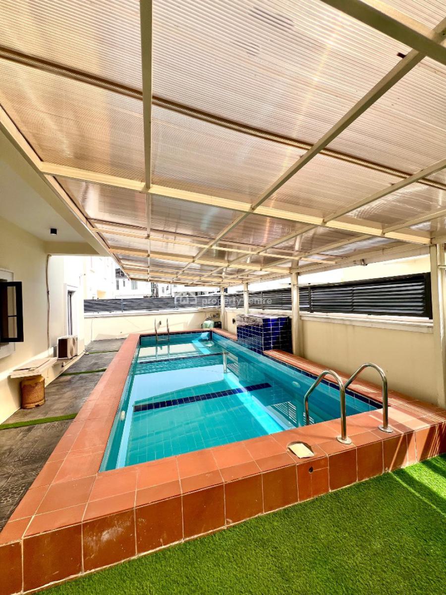 a Spacious 5-bedroom Fully Detached, Hampton Lake, Lekki Phase 2, Lekki, Lagos, Detached Duplex for Sale