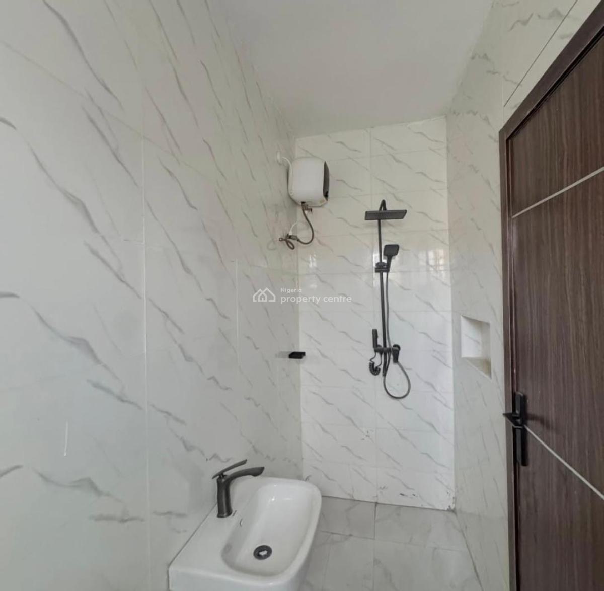 Beautifully Built 2 Bedroom Apartment, Igbo Efon, Igbo Efon, Lekki, Lagos, Block of Flats for Sale