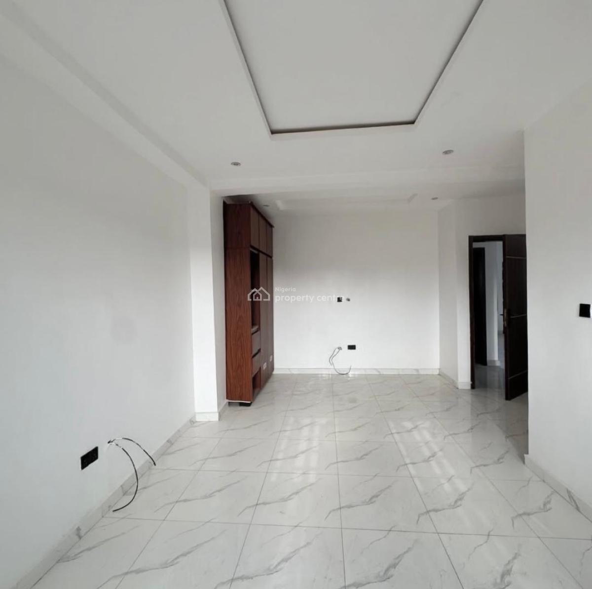 Beautifully Built 2 Bedroom Apartment, Igbo Efon, Igbo Efon, Lekki, Lagos, Block of Flats for Sale