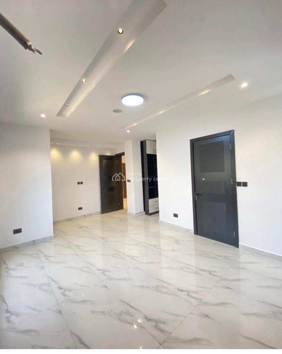 Beautifully Built 2 Bedroom Apartment, Igbo Efon, Igbo Efon, Lekki, Lagos, Block of Flats for Sale