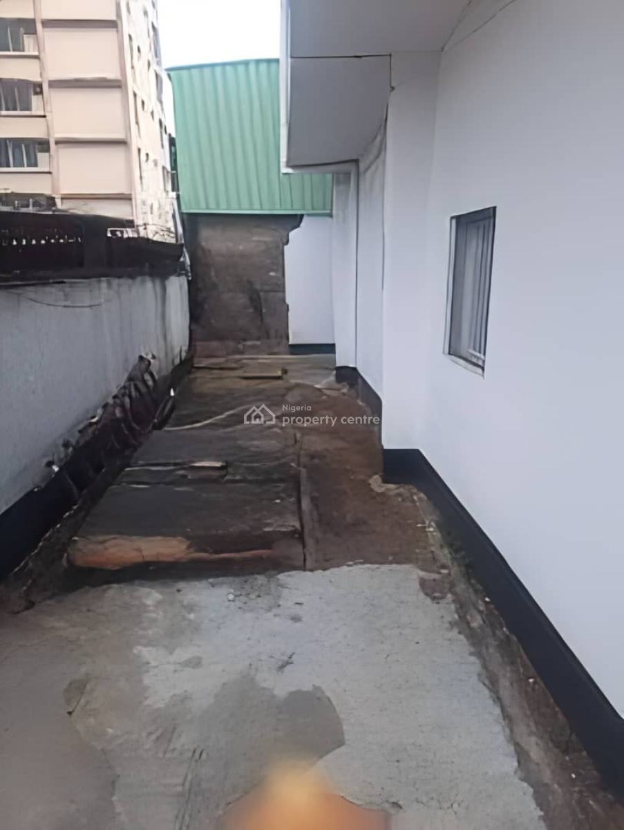 16 Bedroom Detached House with Bq, Victoria Island (vi), Lagos, Detached Duplex for Rent