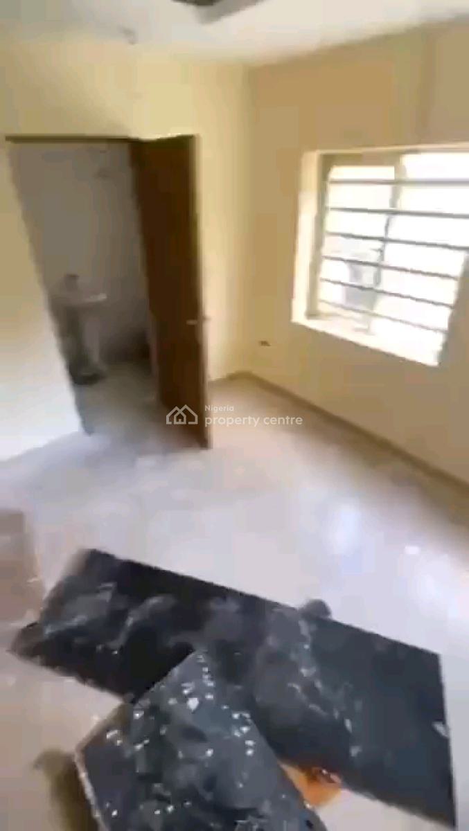 a Very Decent 3bedroom Apartment, Chois Oasis Estate, Abijo Gra, Ajah, Lagos, Flat / Apartment for Sale