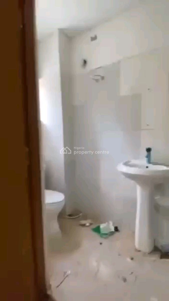 a Very Decent 3bedroom Apartment, Chois Oasis Estate, Abijo Gra, Ajah, Lagos, Flat / Apartment for Sale