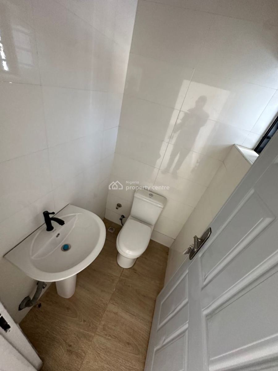 Beautiful 4 Bedrooms Detached Bungalow,2 Rooms Bq Inside an Estate, 6th Avenue. Serene Neighborhood, Gwarinpa, Abuja, Detached Bungalow for Sale