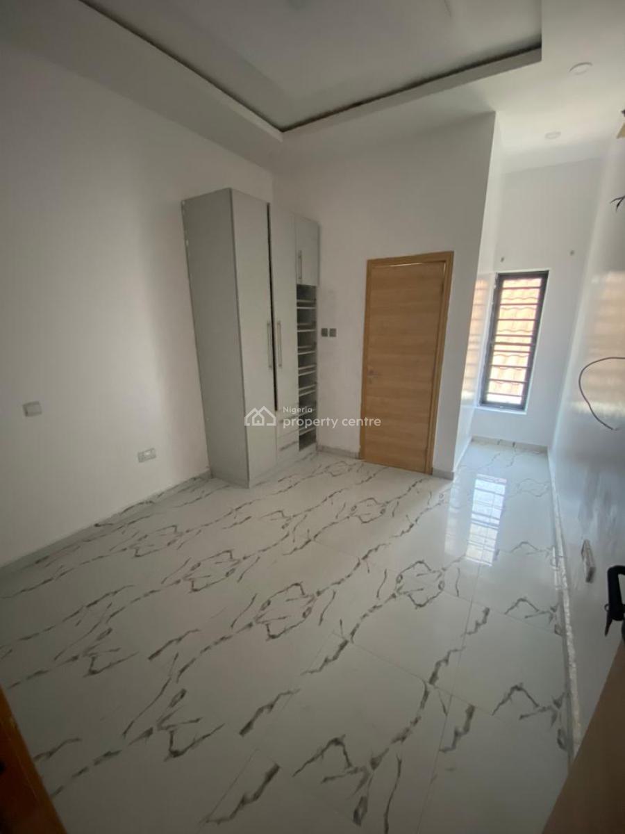 Self Contain, Ikota, Lekki, Lagos, Self Contain (single Rooms) for Rent