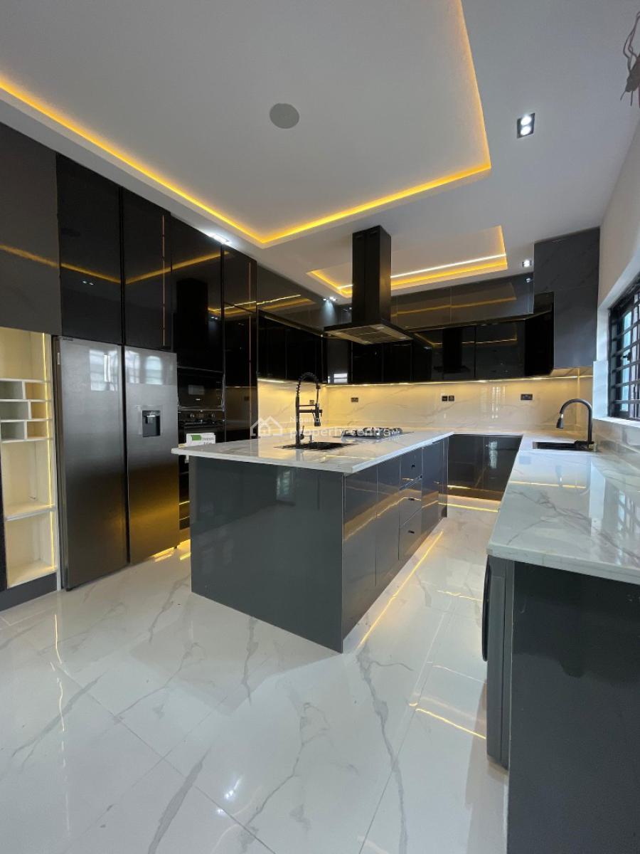 Exquisitely Built 5 Bedroom with Cinema, Open Terrace, Pool, Gym, Stud, Ikota, Lekki, Lagos, Detached Duplex for Sale