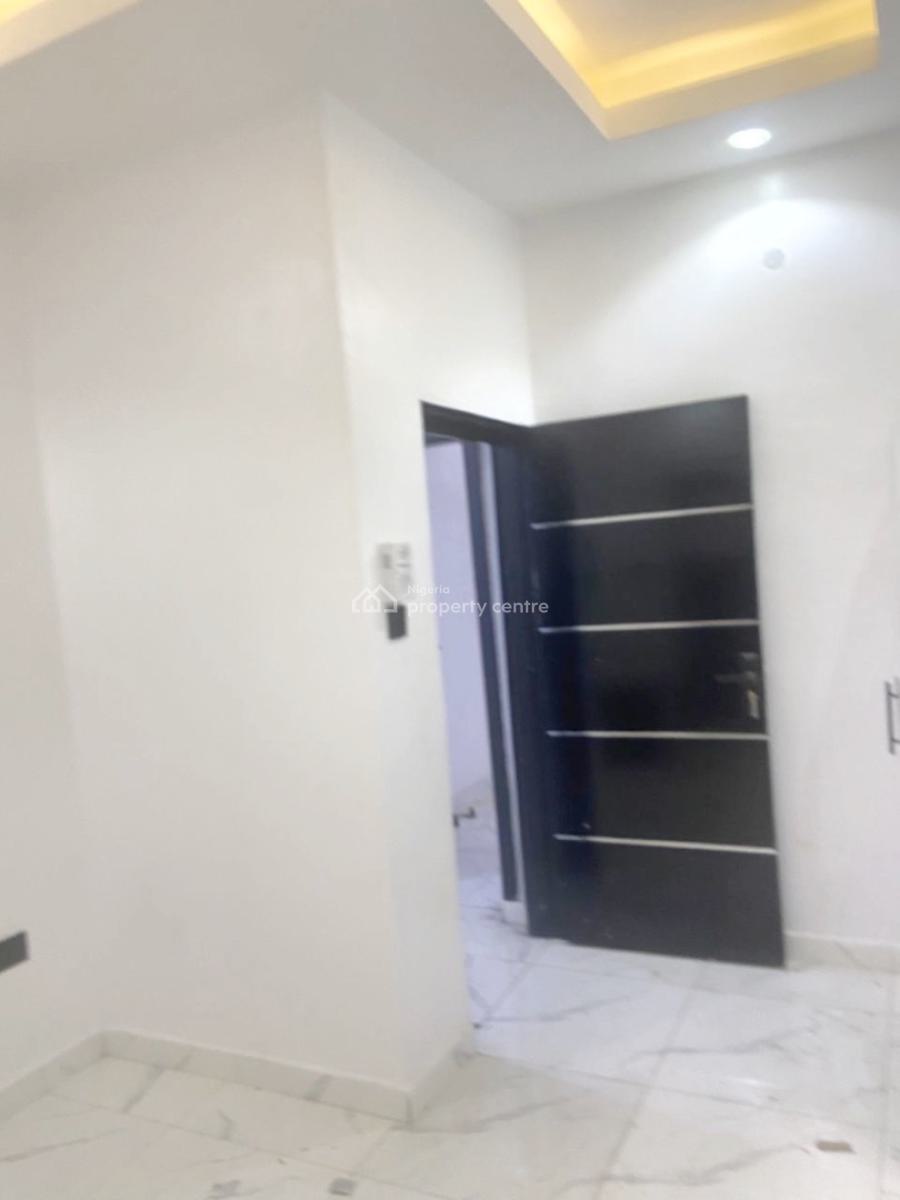 a Newly Renovated Spacious 3 Bedroom Flat, Gra Phase 1, Magodo, Lagos, Flat / Apartment for Rent