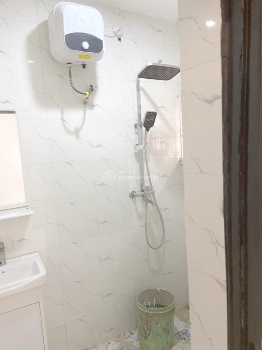 Luxury Three Bedrooms Apartment, Isheri, Gra Phase 1, Magodo, Lagos, Flat / Apartment for Rent