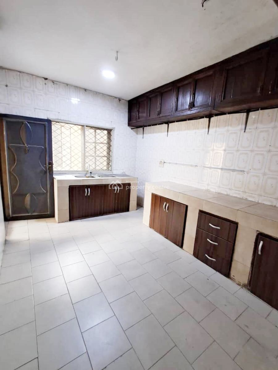 Luxury 2 Bedroom Flat, Gra Phase 2, Magodo, Lagos, Flat / Apartment for Rent