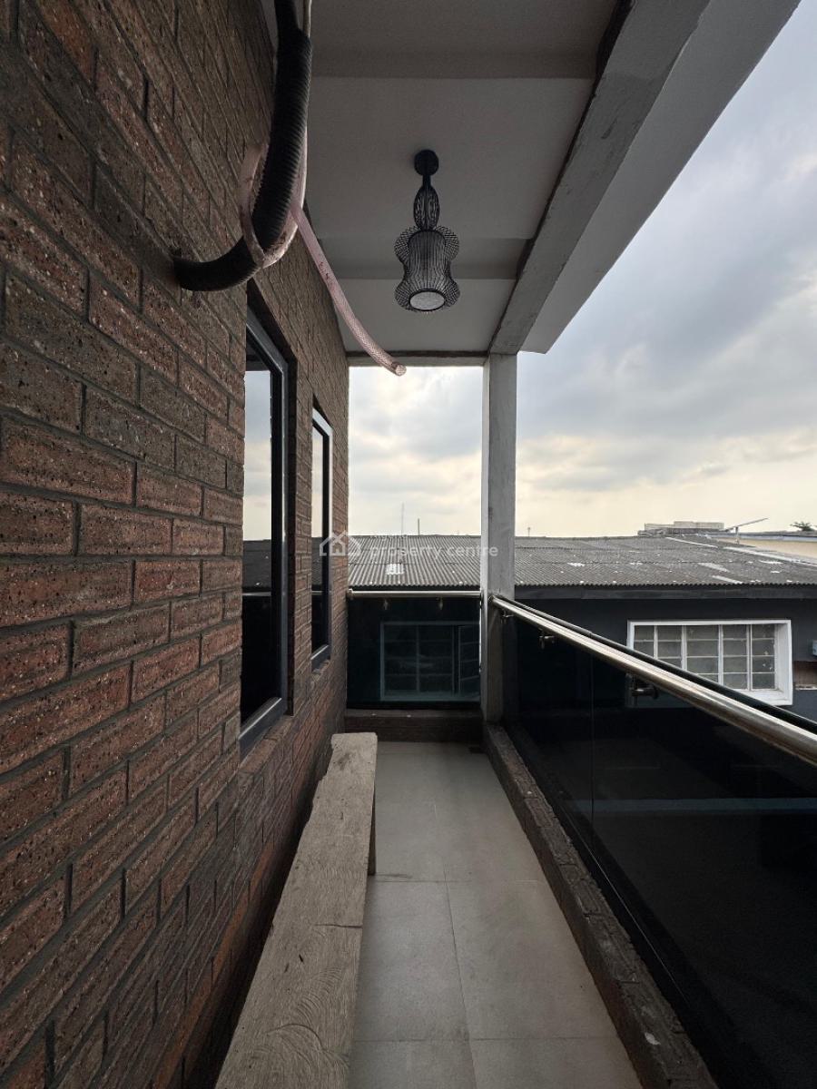Exquisitely Built 4 Bedroom Semi Detached Duplex with Bq, Surulere, Lagos, Semi-detached Duplex for Sale