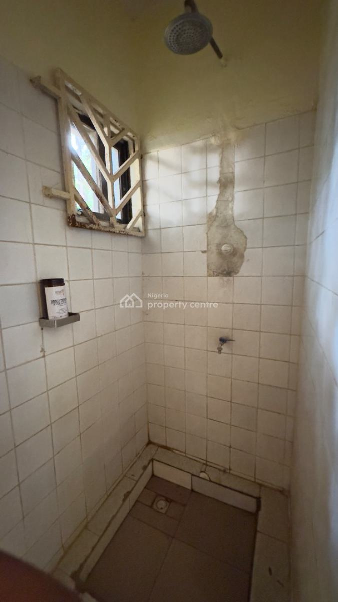 Newly Vacated 1 Bed Flat, 3rd Ave Gwarinpa, Gwarinpa, Abuja, Flat / Apartment for Rent