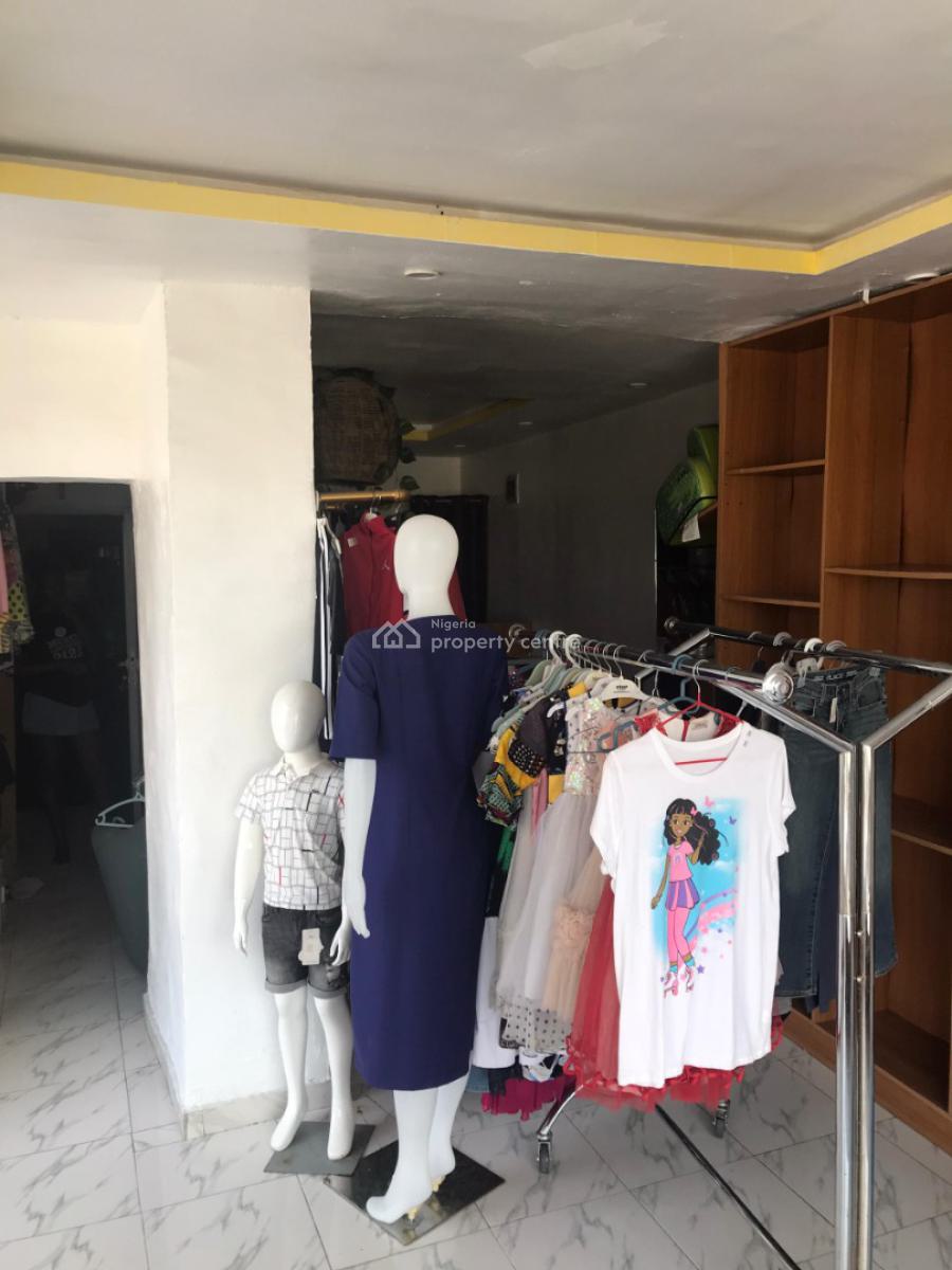 Massive and Spacious Shop Space on a Major Road, Off Admiralty Way, Lekki Phase 1, Lekki, Lagos, Shop for Rent