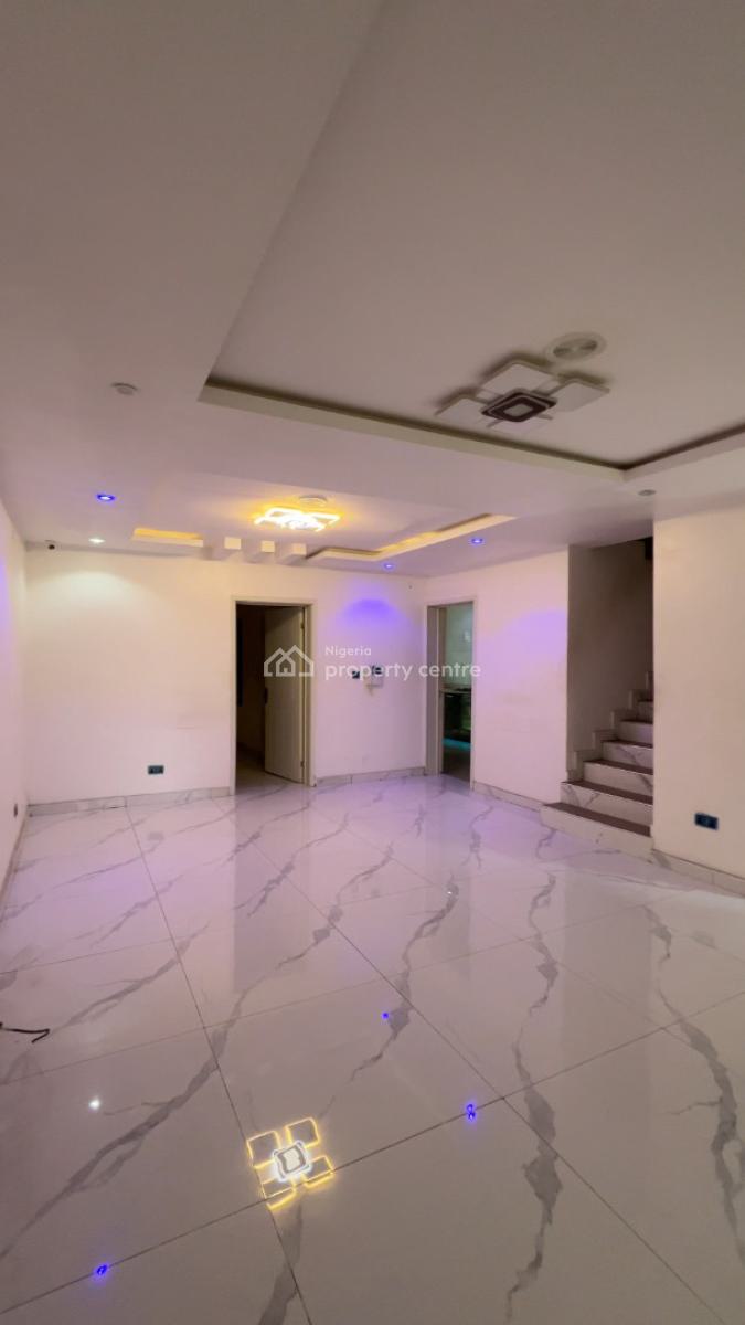 Fully Serviced 3bedroom Terrace Duplex, Ogombo Road, Ajah, Lagos, Terraced Duplex for Sale