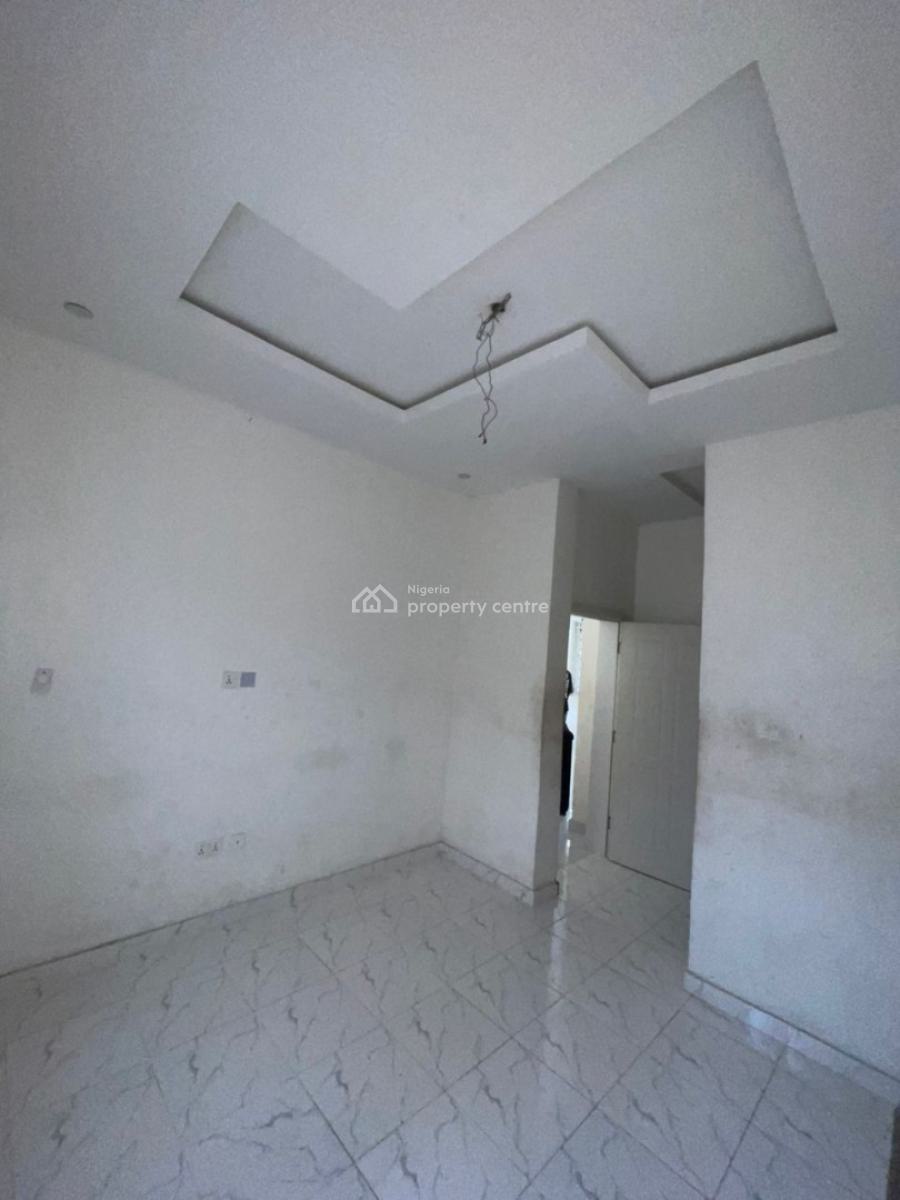 Very Clean 2 Bedroom Flat Apartment, Close to Sky Mall, Sangotedo, Ajah, Lagos, Flat / Apartment for Rent
