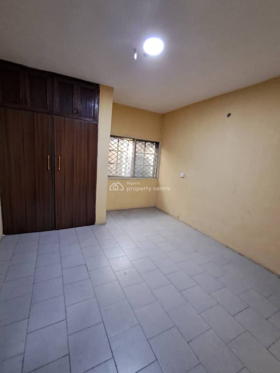 Luxury 2bedroom Apartment, Gra Phase 2, Magodo, Lagos, Flat / Apartment for Rent