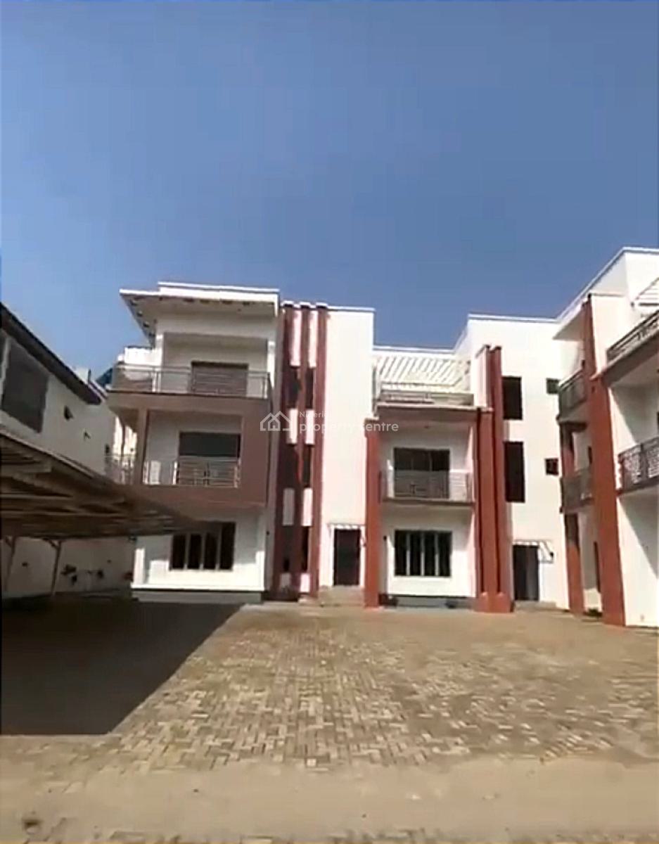 3bedrooms Flat, By Gilmore, Tarred Road, Jahi, Abuja, Flat / Apartment for Rent