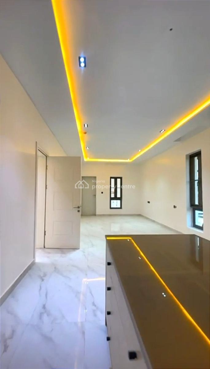 7 Bedrooms Fully Detached Duplex with 2rooms Bq, Tarred Road, Asokoro District, Abuja, Detached Duplex for Rent