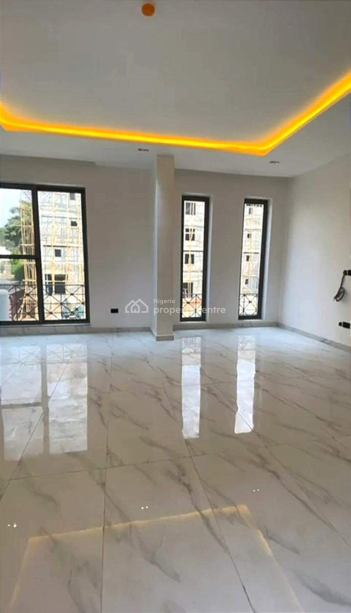 7 Bedrooms Fully Detached Duplex with 2rooms Bq, Tarred Road, Asokoro District, Abuja, Detached Duplex for Rent