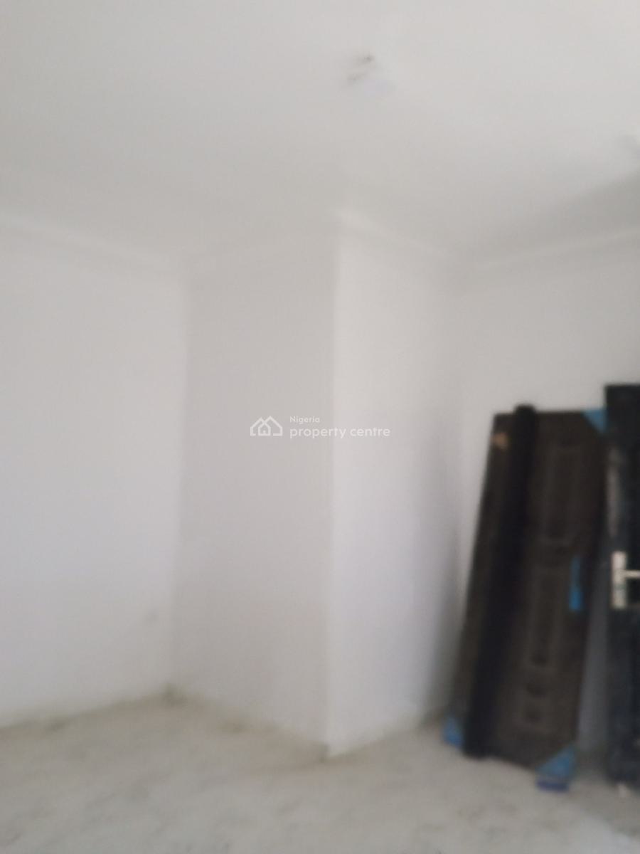 2 Bedroom Apartment, Beachway Estate Owode Onirin, Irawo, Kosofe, Lagos, Flat / Apartment for Rent