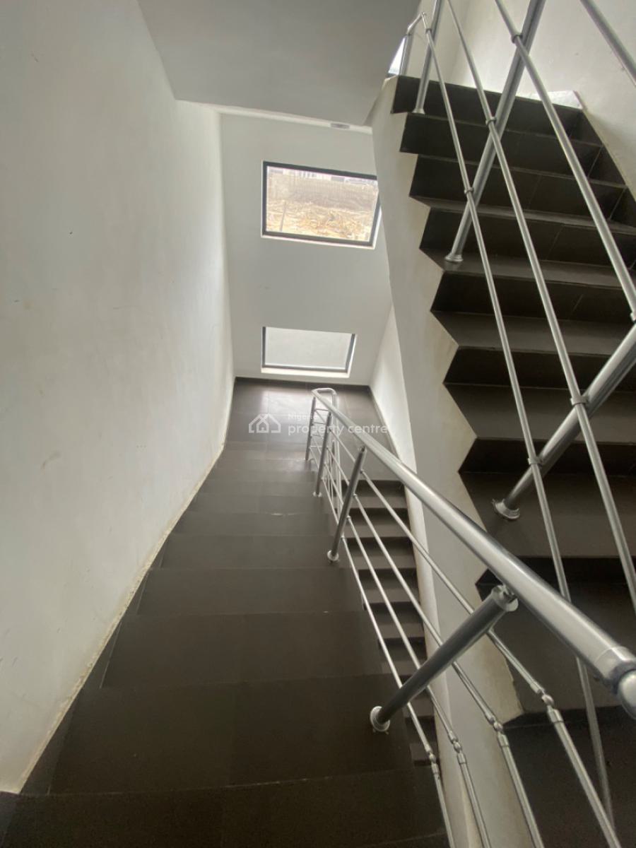 Serviced 2 Bedrooms with Bq, Ikate Lekki, Ikate, Lekki, Lagos, Flat / Apartment for Rent