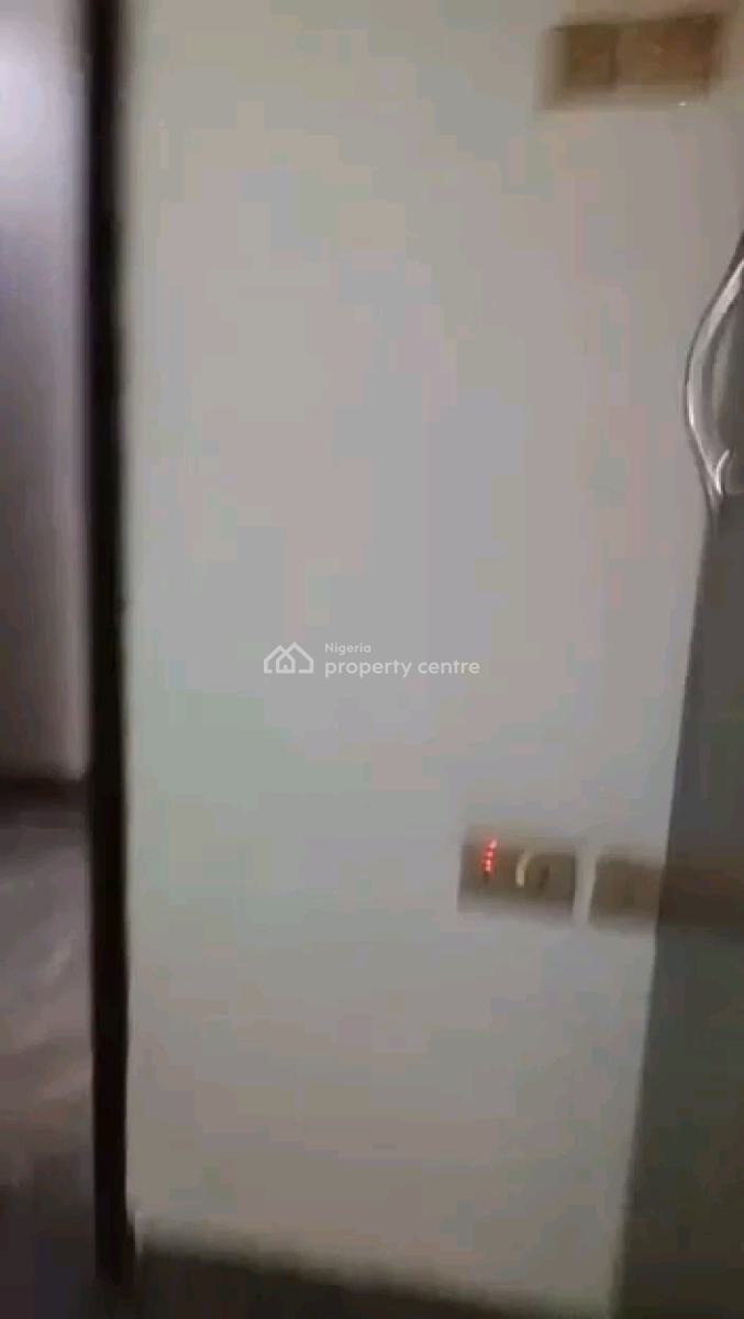 a Newly Built and Decent 2bedroom Apartment, Groundfloor, Off Olpomeji Street, Oworonshoki, Shomolu, Lagos, Flat / Apartment for Rent