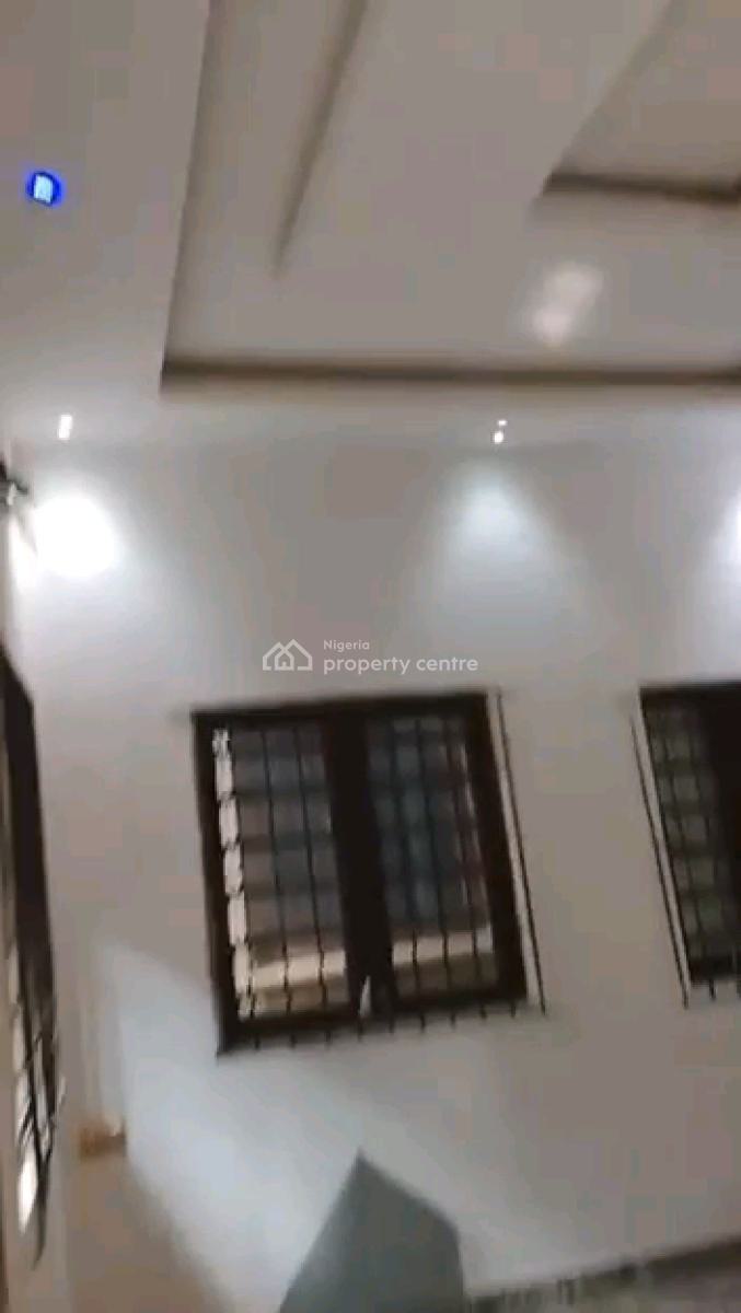 a Newly Built and Decent 2bedroom Apartment, Groundfloor, Off Olpomeji Street, Oworonshoki, Shomolu, Lagos, Flat / Apartment for Rent