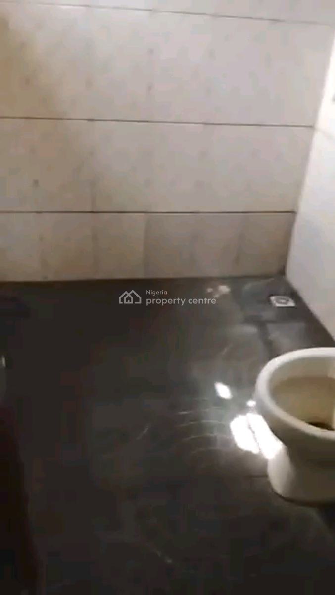 a Newly Built and Decent 2bedroom Apartment, Groundfloor, Off Olpomeji Street, Oworonshoki, Shomolu, Lagos, Flat / Apartment for Rent