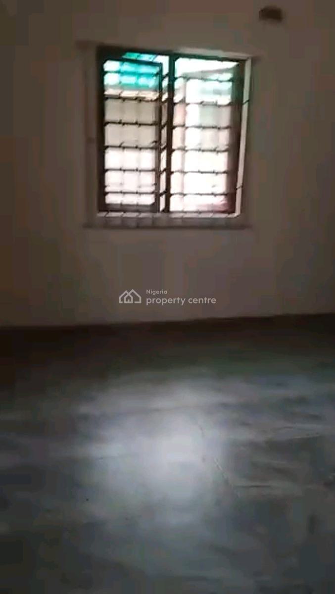a Newly Built and Decent 2bedroom Apartment, Groundfloor, Off Olpomeji Street, Oworonshoki, Shomolu, Lagos, Flat / Apartment for Rent