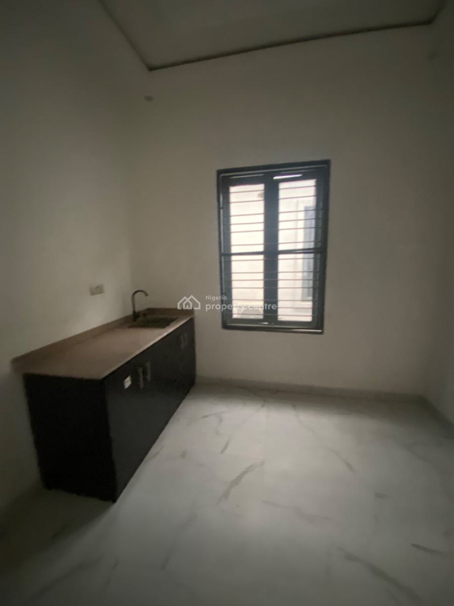 Commercial/residential 5 Bedrooms Detached Duplex, Ikate Lekki, Ikate, Lekki, Lagos, School for Rent