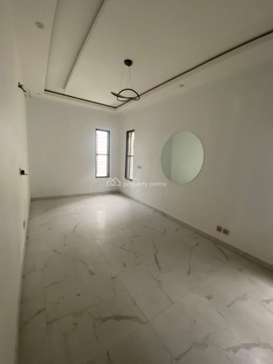 Commercial/residential 5 Bedrooms Detached Duplex, Ikate Lekki, Ikate, Lekki, Lagos, School for Rent