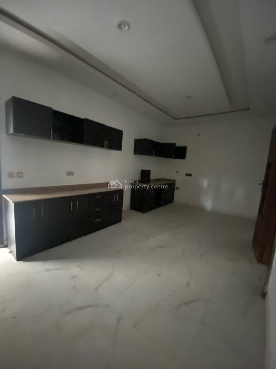 Commercial/residential 5 Bedrooms Detached Duplex, Ikate Lekki, Ikate, Lekki, Lagos, School for Rent