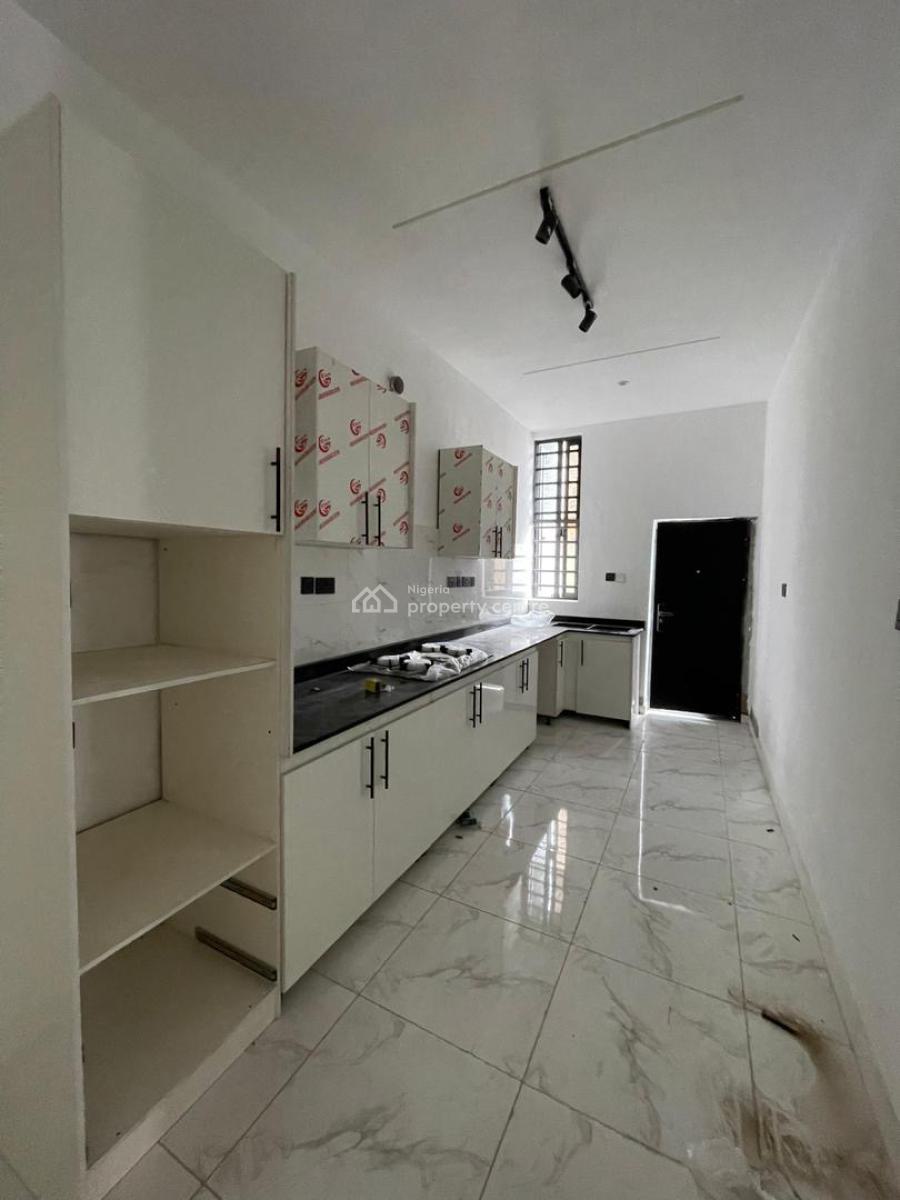 a Brand New 2 Bedroom Apartment, Ologolo Lekki, Lekki, Lagos, Flat / Apartment for Rent