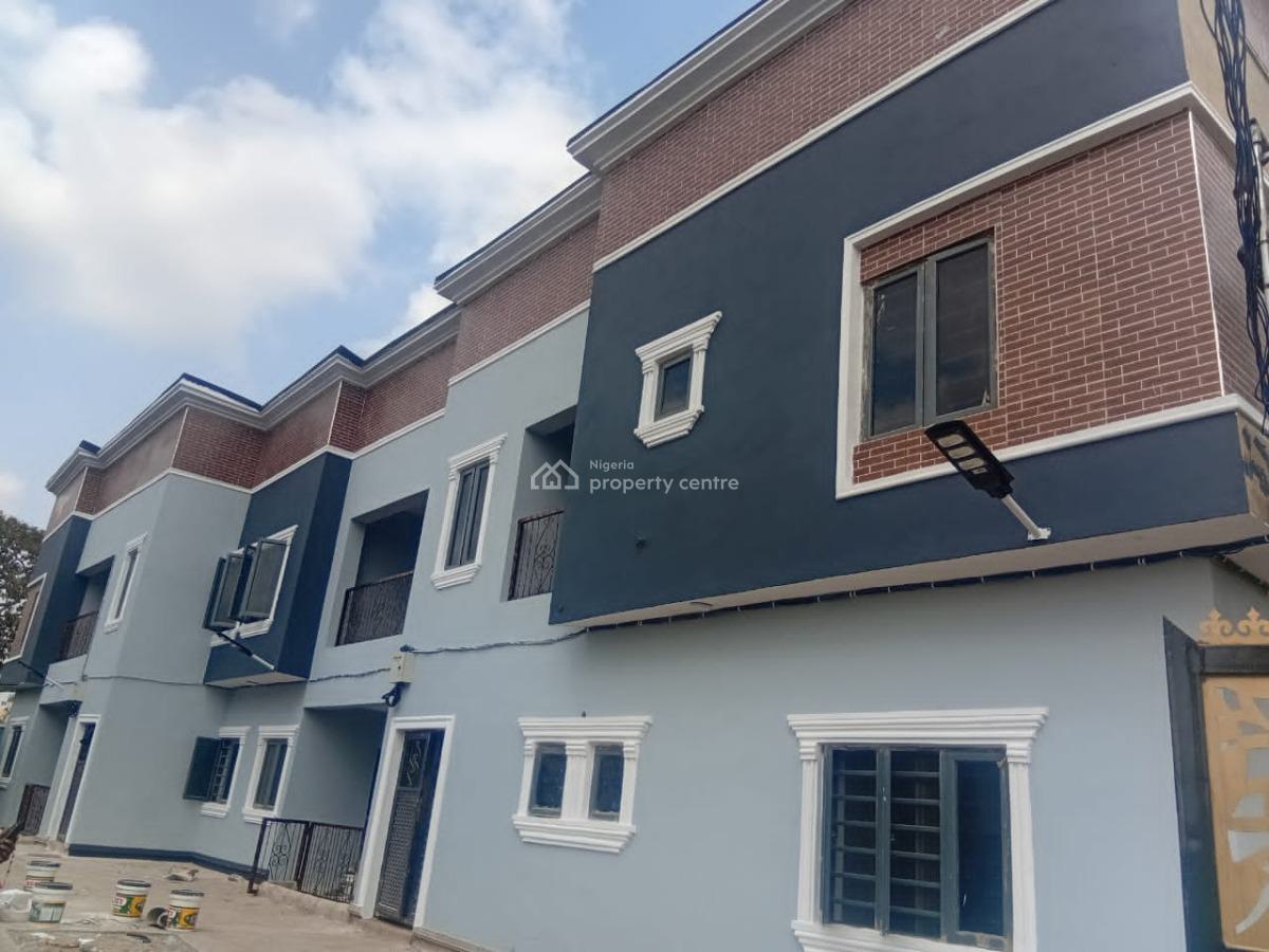 a Newly Built Modern Two(2) Bedroom, Beside Hebron Court, Off Alafara Road, Idi-ishin Extension, Ibadan., Ibadan, Oyo, Flat / Apartment for Rent