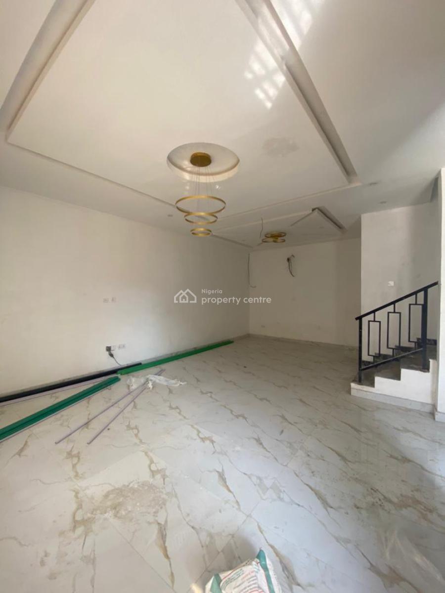 Well Maintained 4 Bedroom, Lekki Phase 1, Lekki, Lagos, Terraced Duplex for Rent