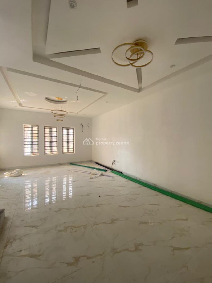 Well Maintained 4 Bedroom, Lekki Phase 1, Lekki, Lagos, Terraced Duplex for Rent