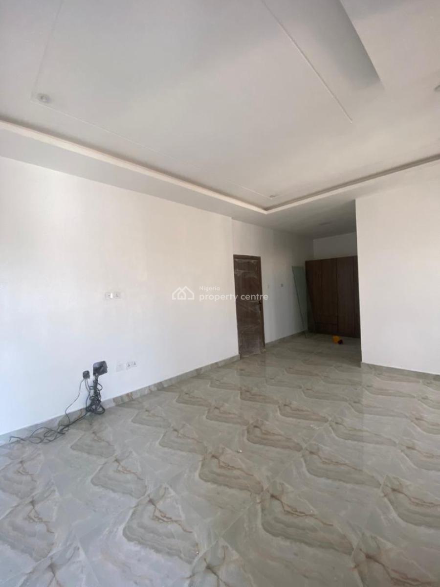 Well Maintained 4 Bedroom, Lekki Phase 1, Lekki, Lagos, Terraced Duplex for Rent