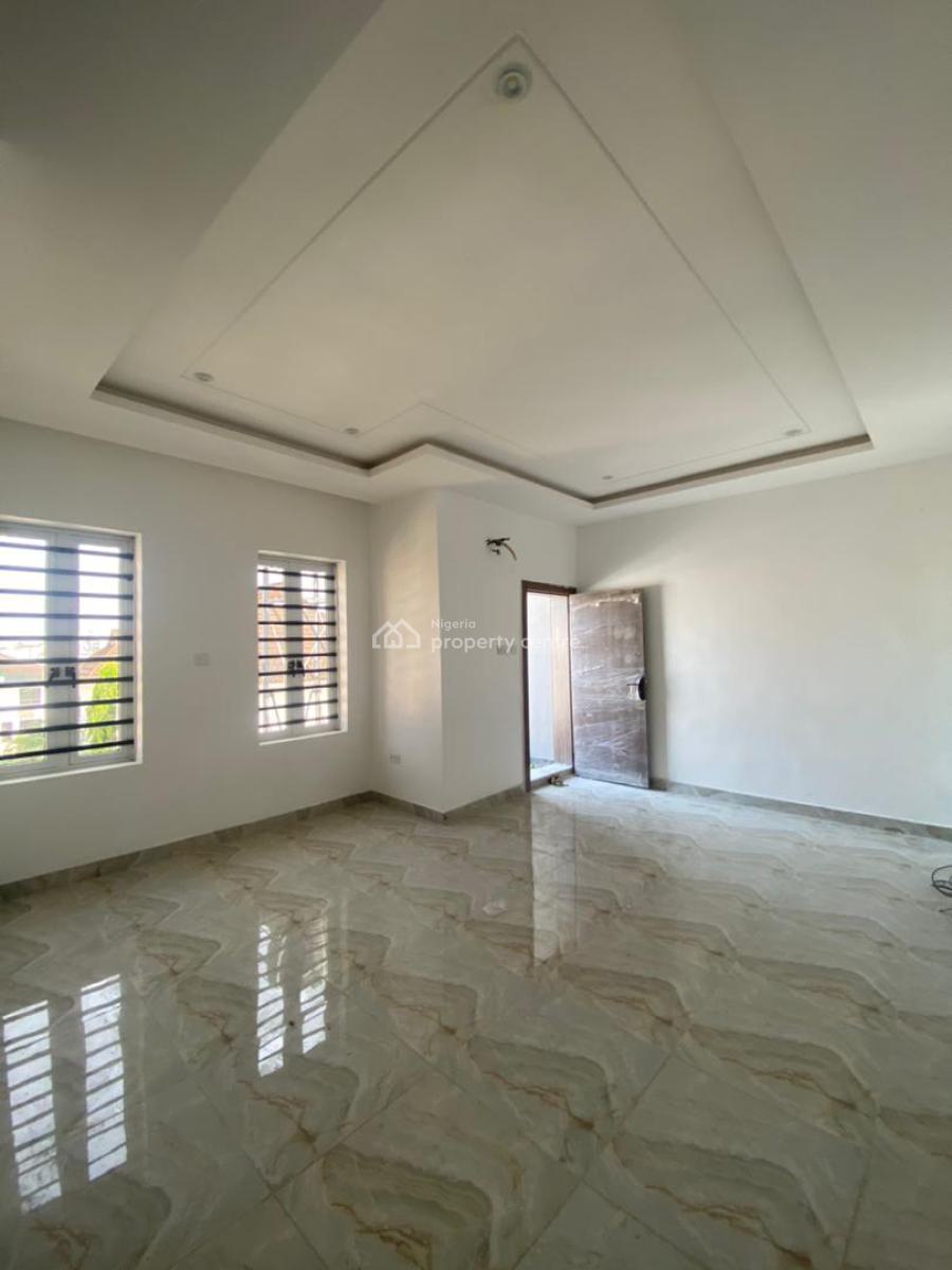 Well Maintained 4 Bedroom, Lekki Phase 1, Lekki, Lagos, Terraced Duplex for Rent