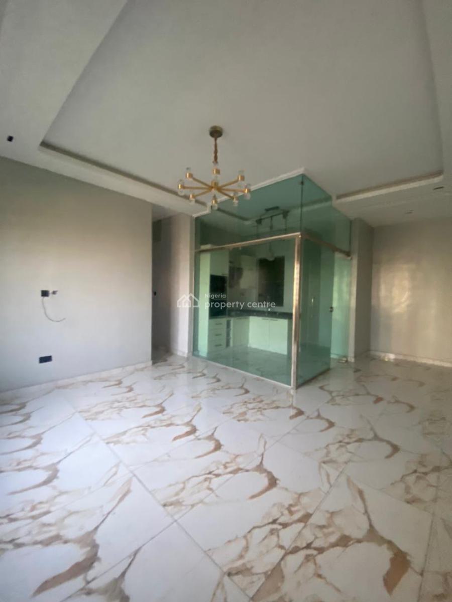 Newly Built 2 Bedroom Apartment, Lekki Phase 1, Lekki, Lagos, Flat / Apartment for Rent