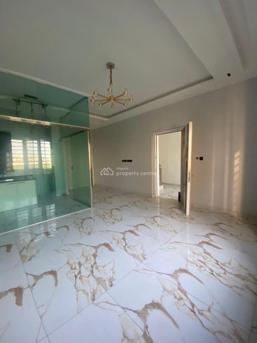 Newly Built 2 Bedroom Apartment, Lekki Phase 1, Lekki, Lagos, Flat / Apartment for Rent