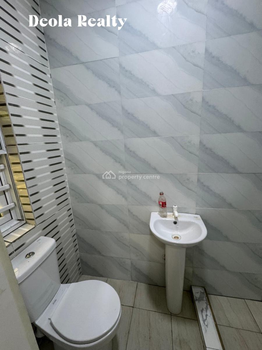 a Fully Serviced Room Bq with Wardrobe, Nike Art Gallery Way, Ikate, Lekki, Lagos, Self Contain (single Rooms) for Rent
