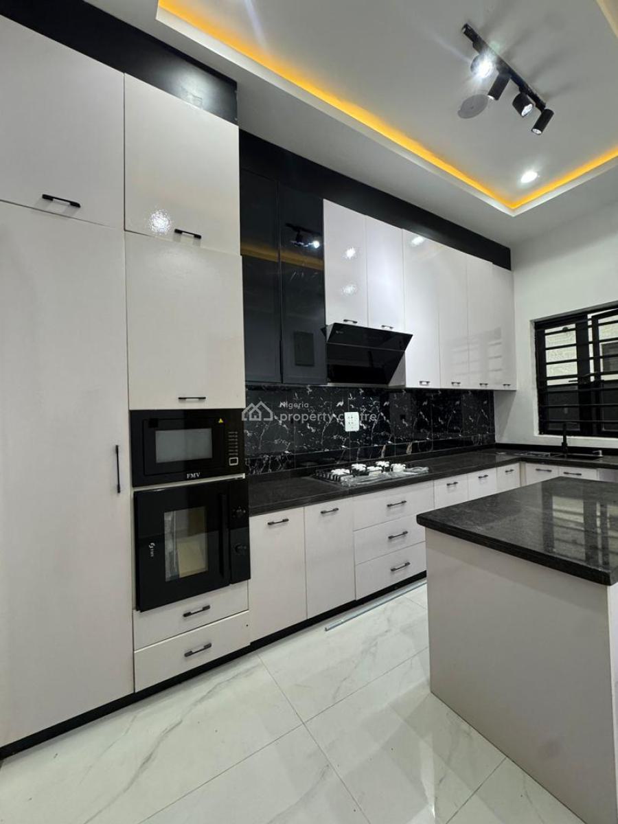 Classy 4 Bedroom Semi-detached Duplex with Bq, Classy 4 Bedroom Semi-detached Duplex with Bq Chevron Drive, Lekki, Lagos, Semi-detached Duplex for Sale