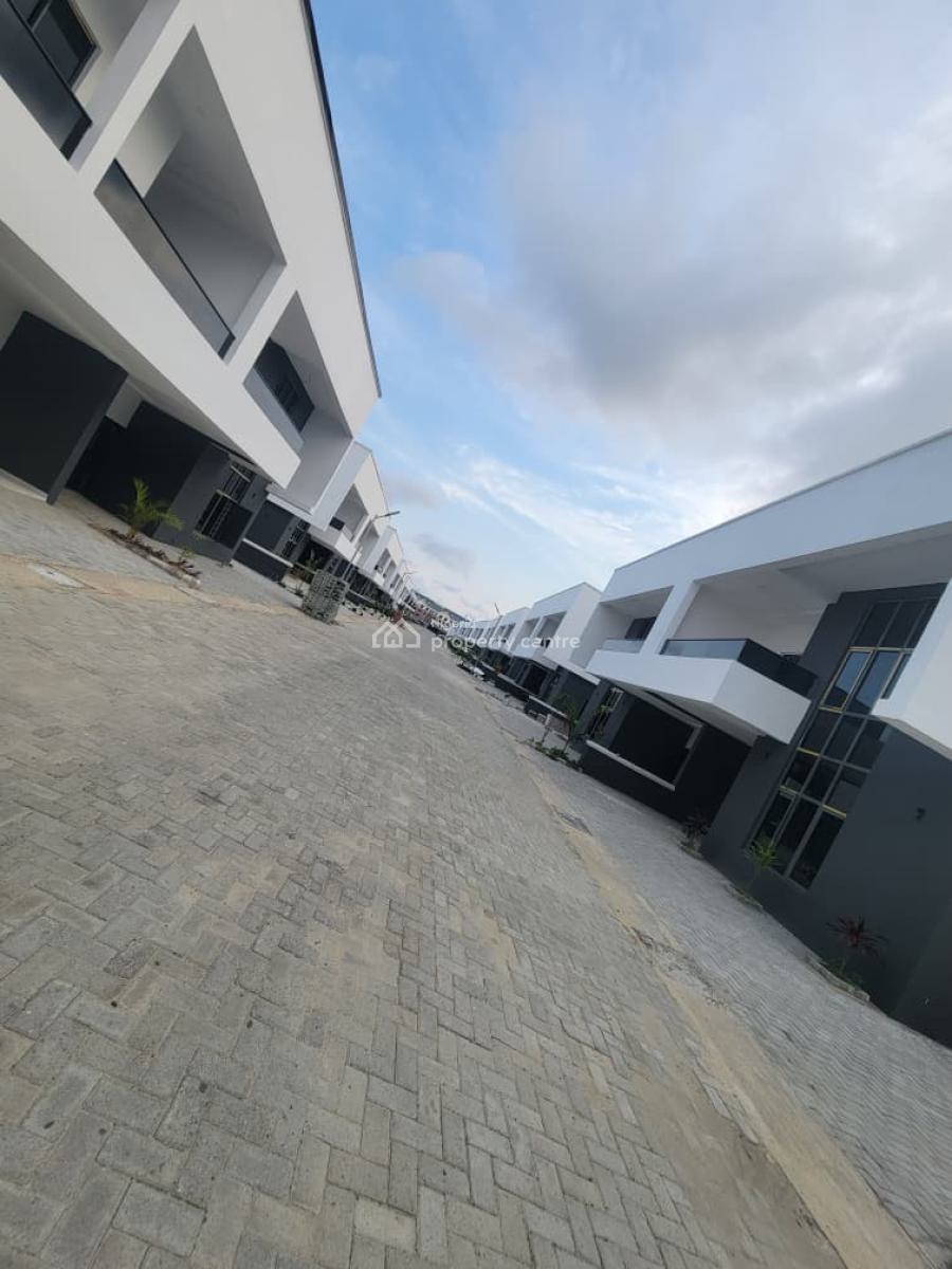 Newly Built Spacious 3bedroom Duplex with a Bq, Abraham Adesanya Bus Stop, Ajah, Lagos, Semi-detached Duplex for Rent