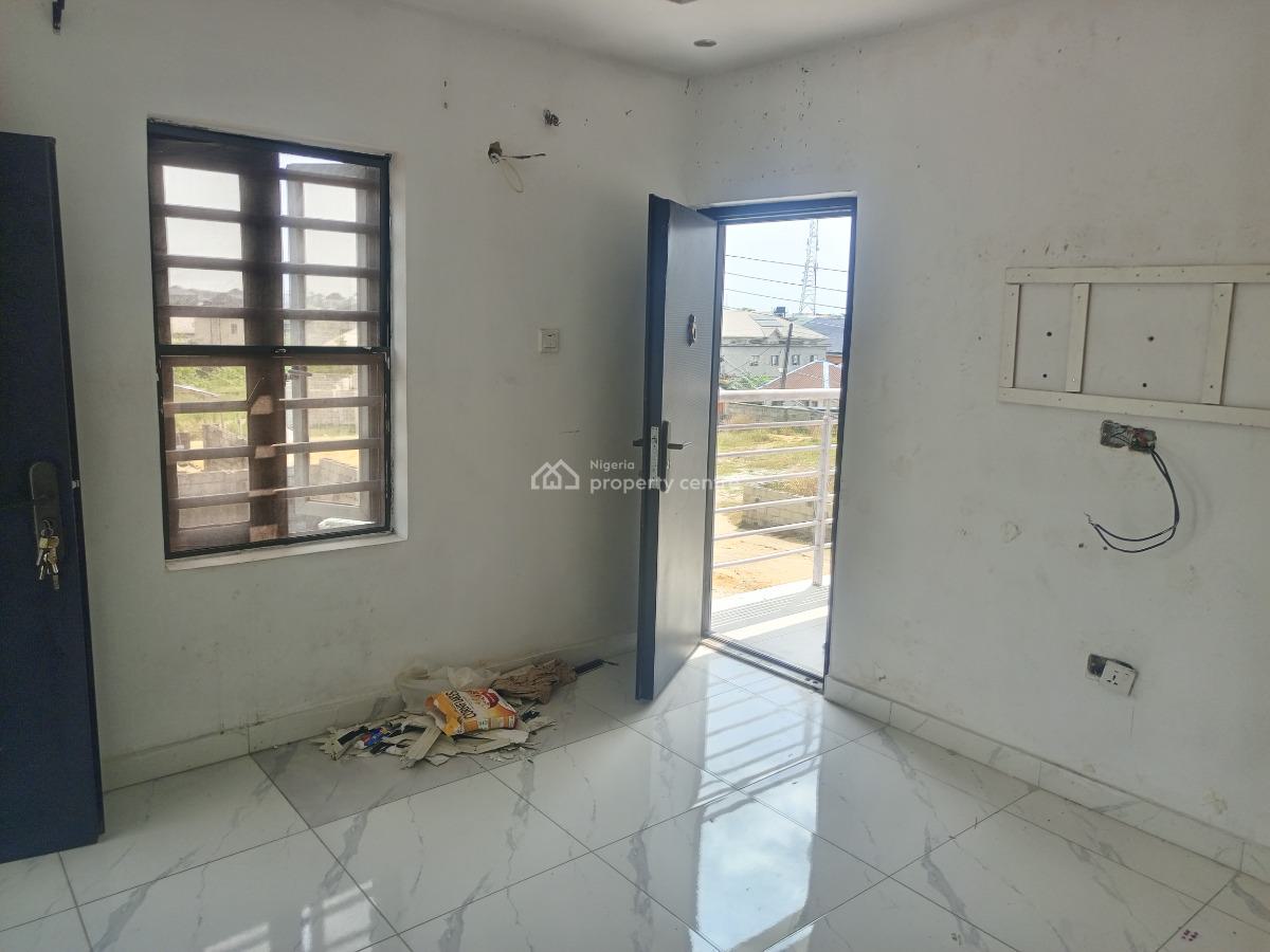 Standard Mini Flat (room and Parlor) Upstairs with 24hrs Light, Malete Opposite Beechwood Estate, Ibeju Lekki, Lagos, Mini Flat (room and Parlour) for Rent